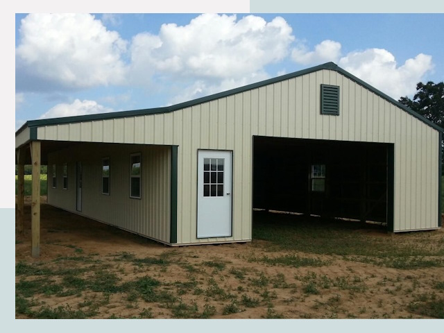 Строительство конюшен в Шелехове