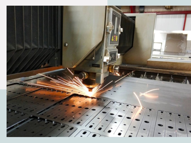 Лазерная резка металла в Шелехове от 643 руб.